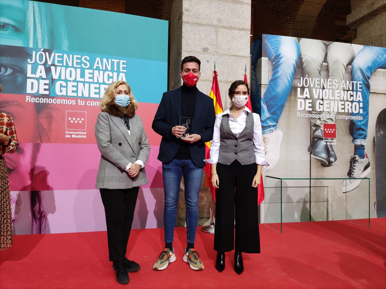 La Comunidad de Madrid premia a ANAR por su labor contra la violencia de género