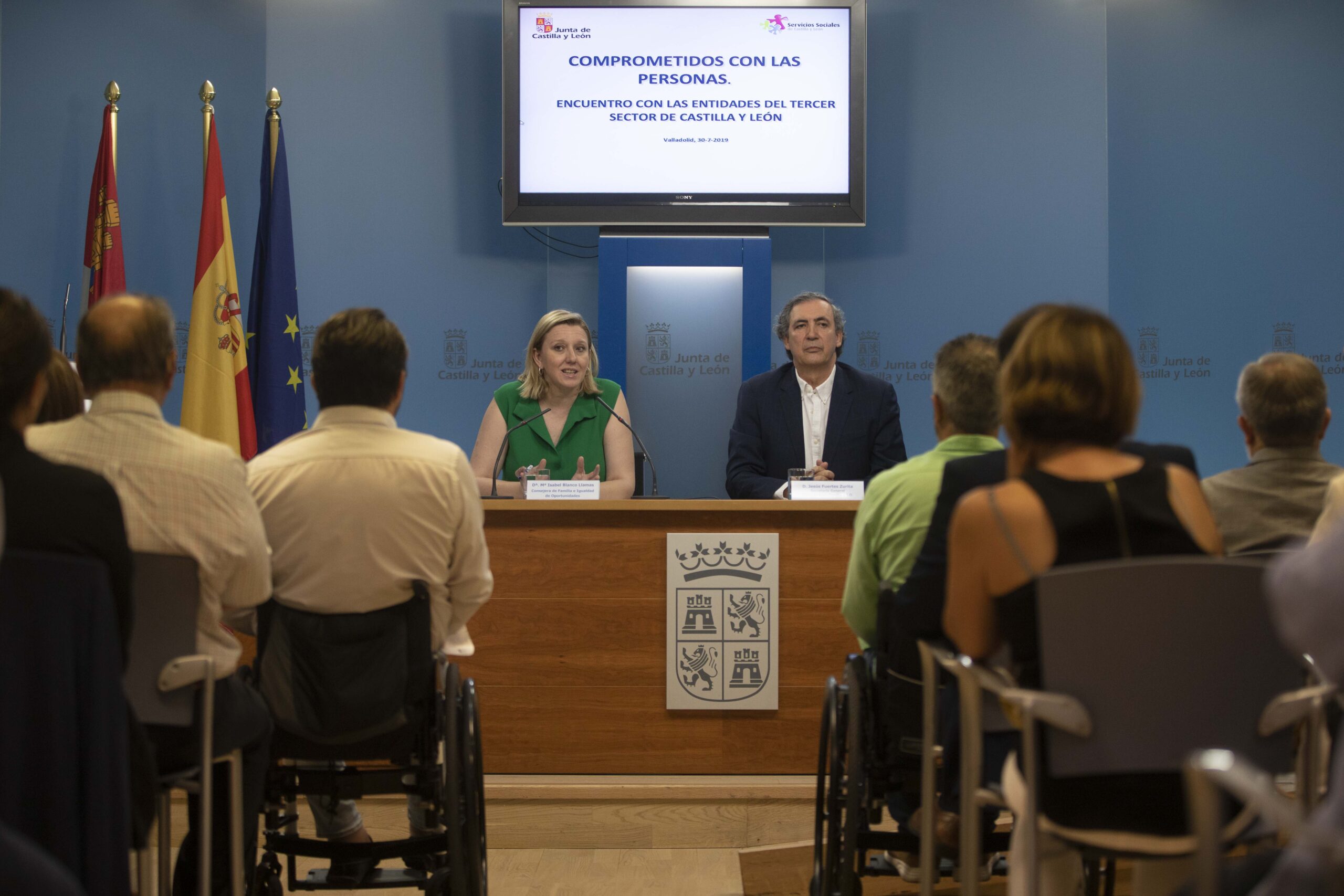 ANAR asiste a la reunión organizada por la Consejería de Familia e Igualdad de Oportunidades de Castilla y León