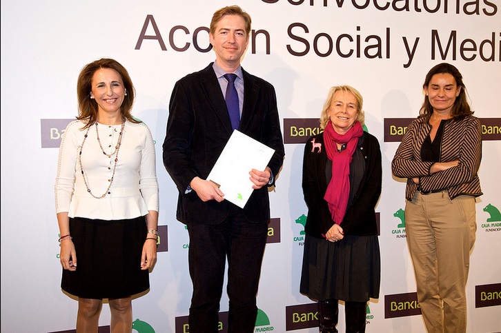 ANAR recibe el apoyo de Fundación Caja Madrid y Bankia