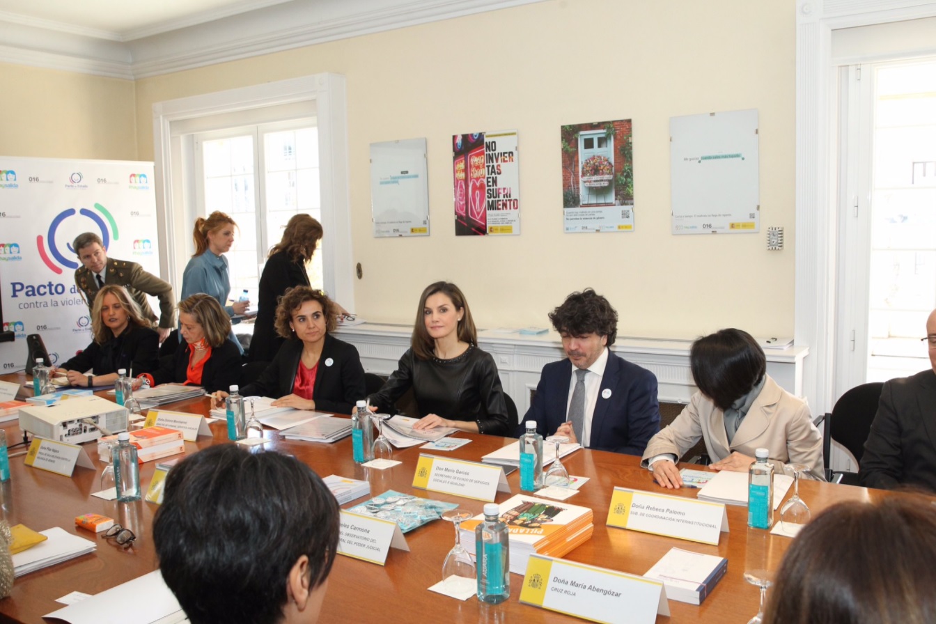 Fundación ANAR en la reunión de trabajo sobre Violencia de Género presidida por S.M la Reina Letizia Ortiz