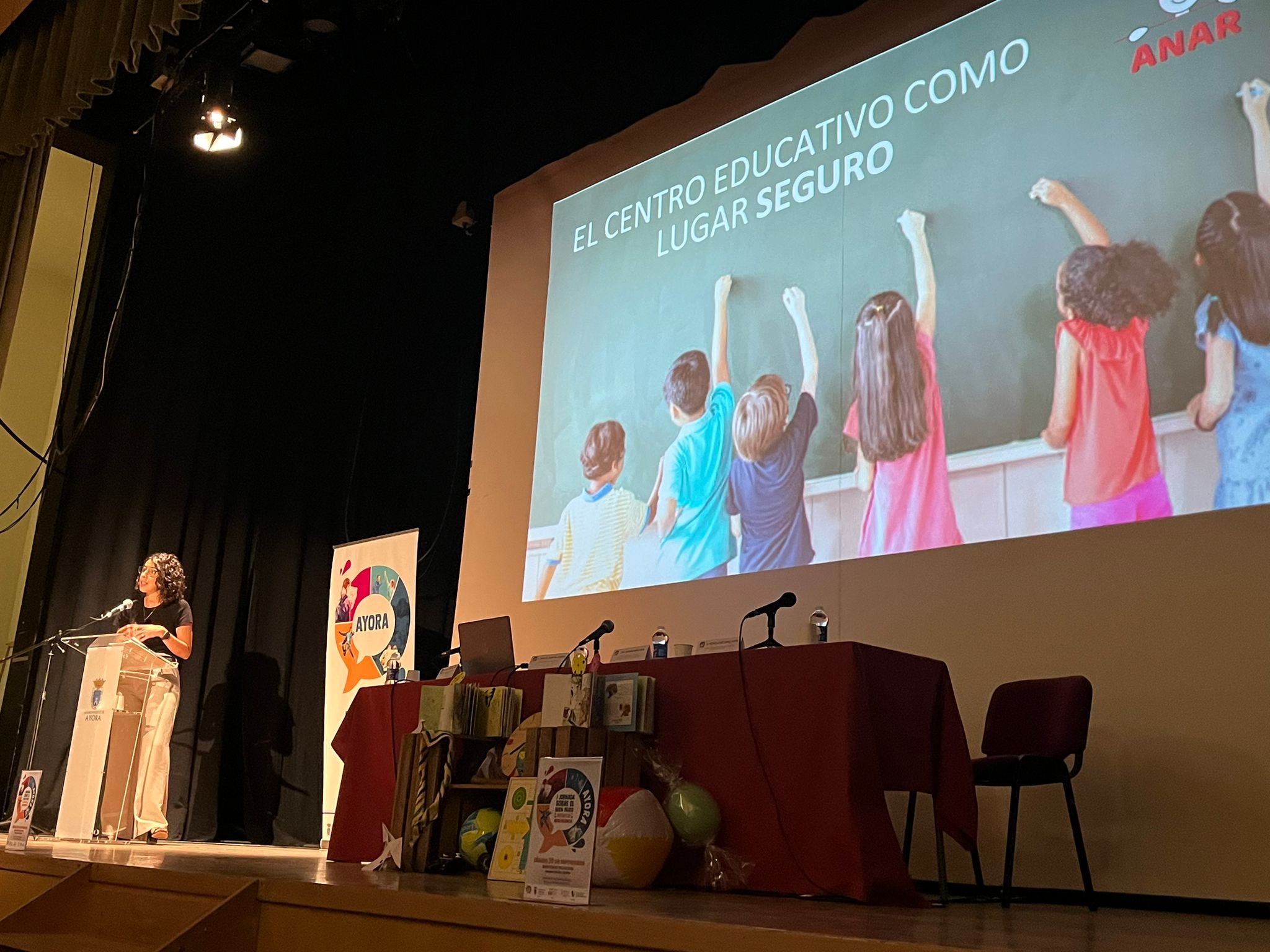 ANAR participa en la I Jornada sobre el Buen Trato a la Infancia y la Adolescencia en Ayora, Valencia